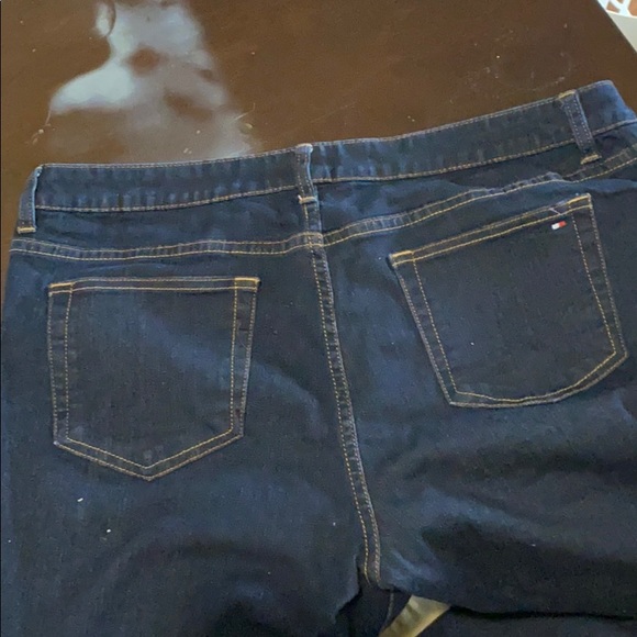 Tommy Hilfiger women’s jeans 8/16 skinny 16R legs - Picture 2 of 4